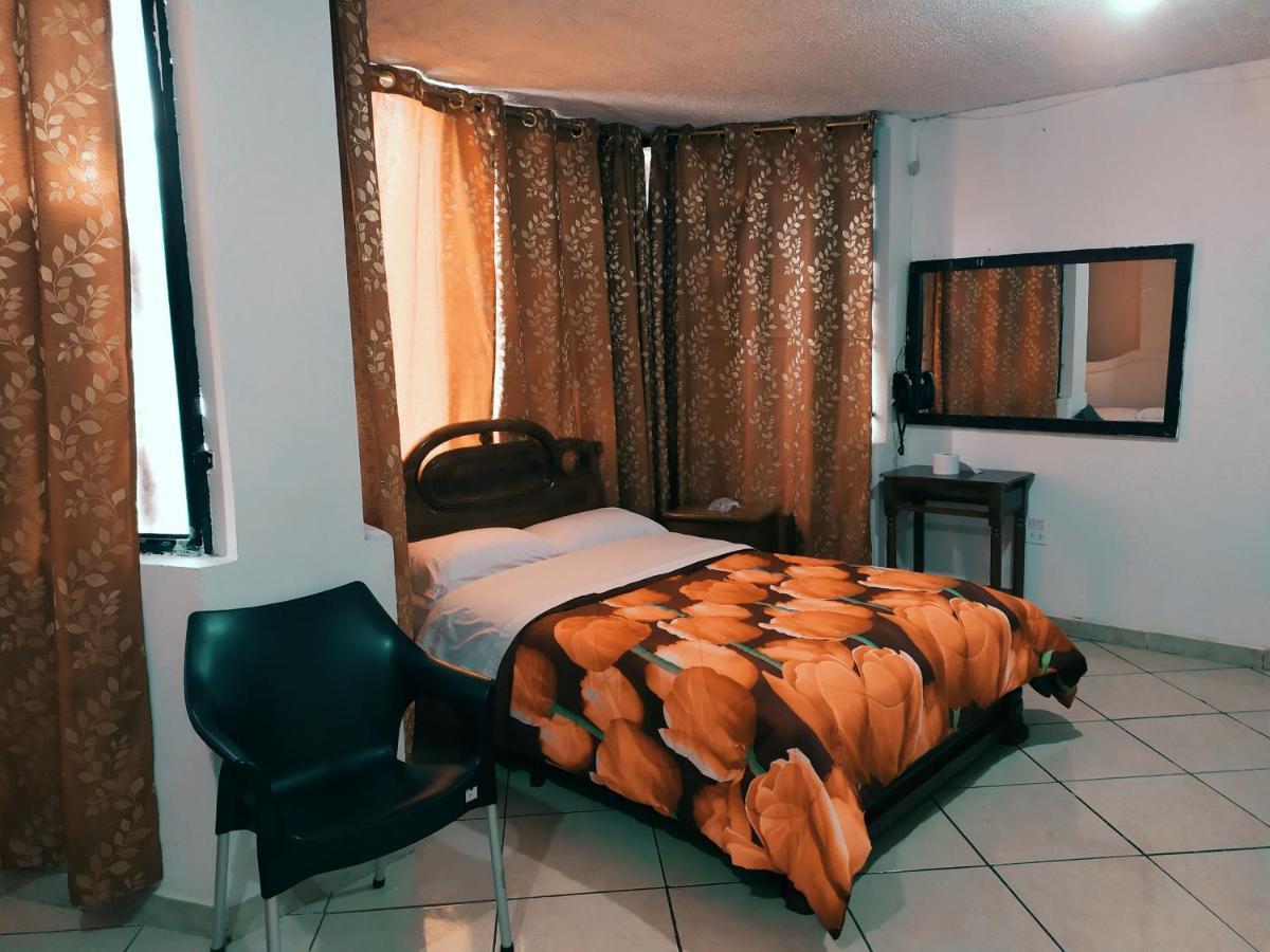Hostal Ajavi del Sur Quito Exterior foto